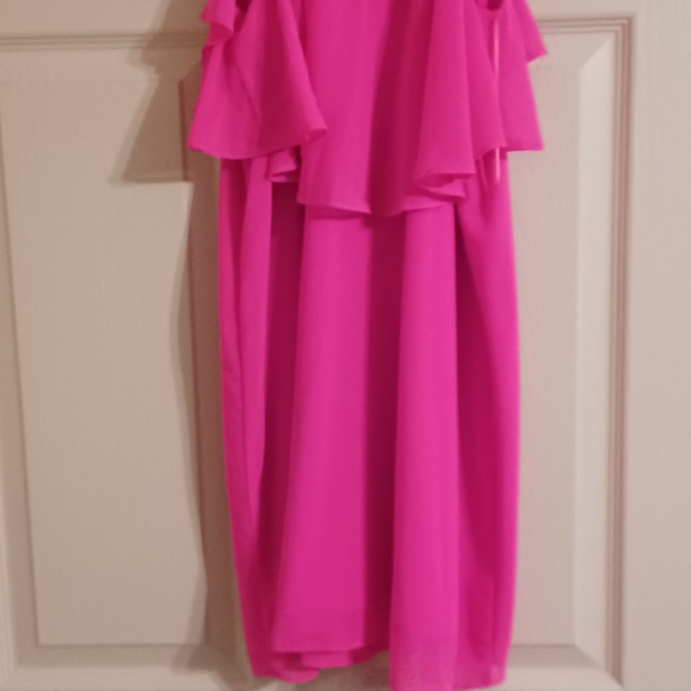 Dress - Picture 2 of 4